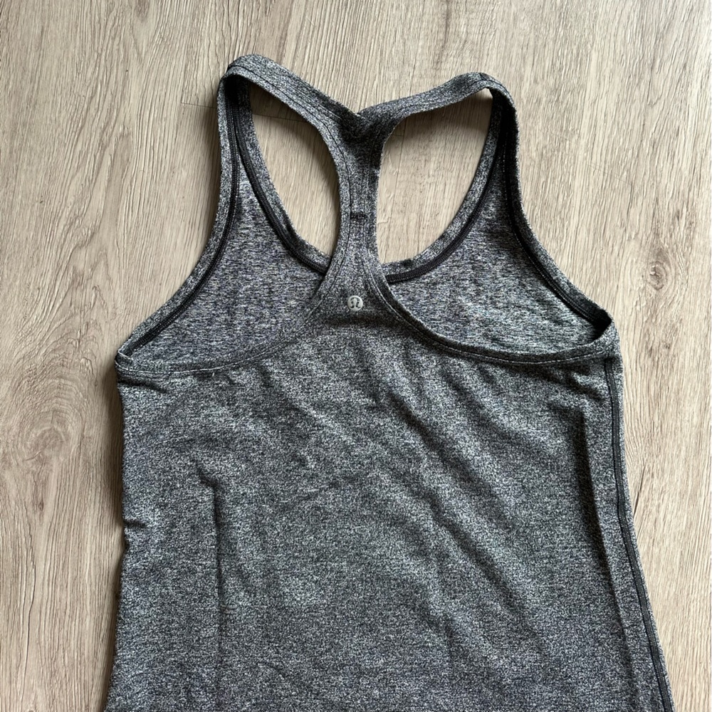 Luluemon tank top